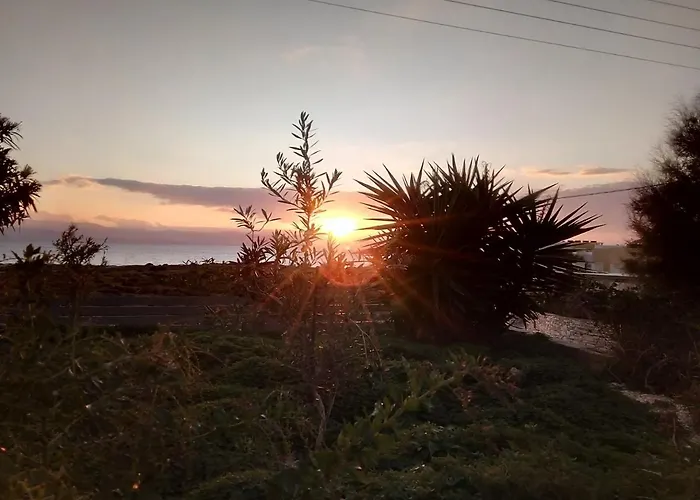 Apartment Meltemi 1 Nea Cryssi Akti